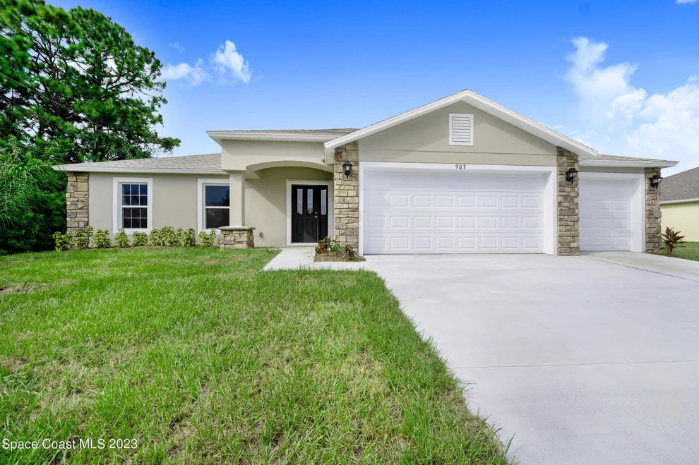 Unit for sale at 907 Walden Boulevard SE, Palm Bay, FL 32909