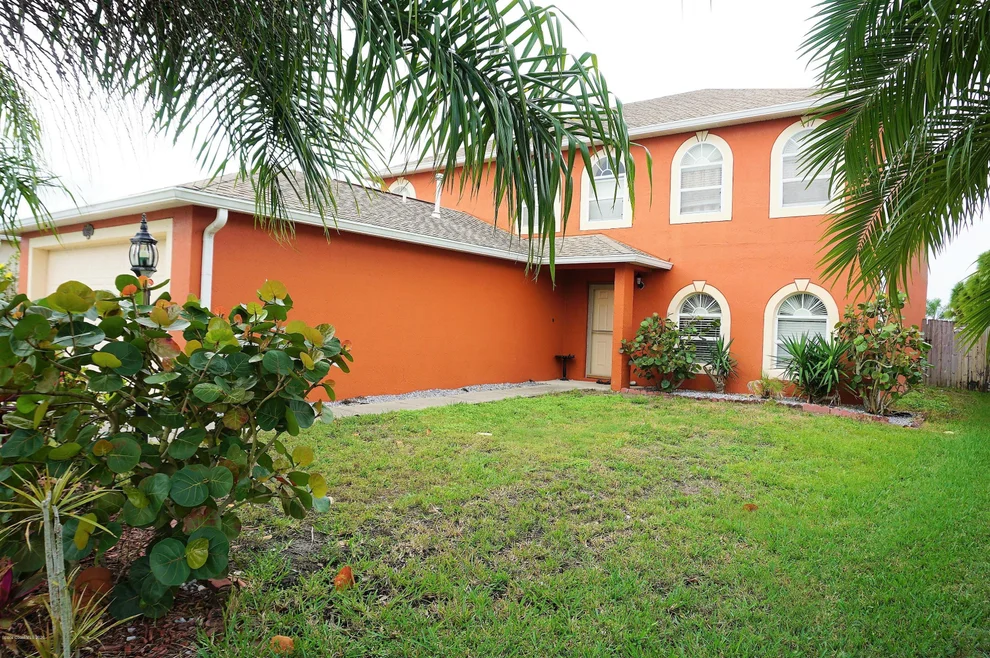 Unit for sale at 1229 White Oak Circle, Melbourne, FL 32934