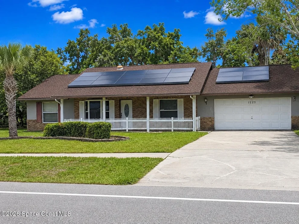Unit for sale at 1225 Elkcam Boulevard, Deltona, FL 32725