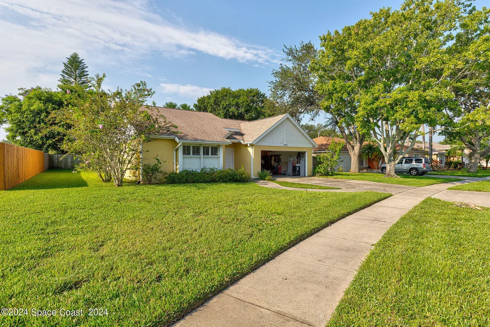Unit for sale at 1201 Apple Creek Lane, Rockledge, FL 32955