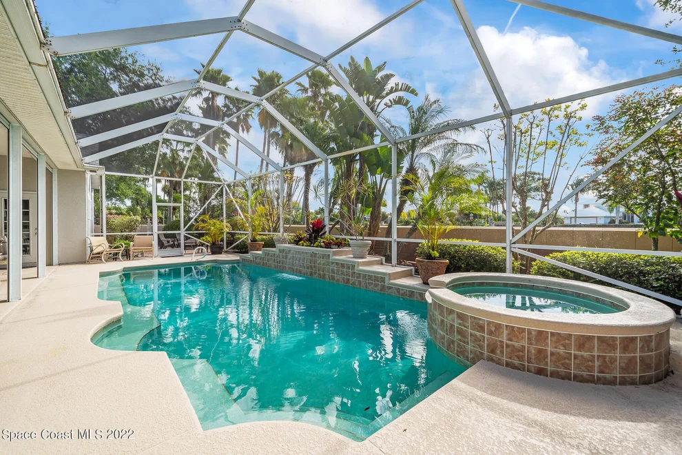 Unit for sale at 1001 Fieldstone Drive, Melbourne, FL 32940