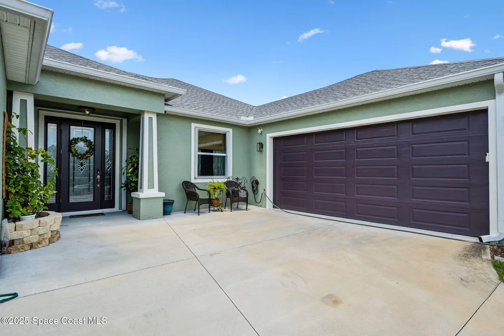 Unit for sale at 898 Gera Avenue NW, Palm Bay, FL 32907