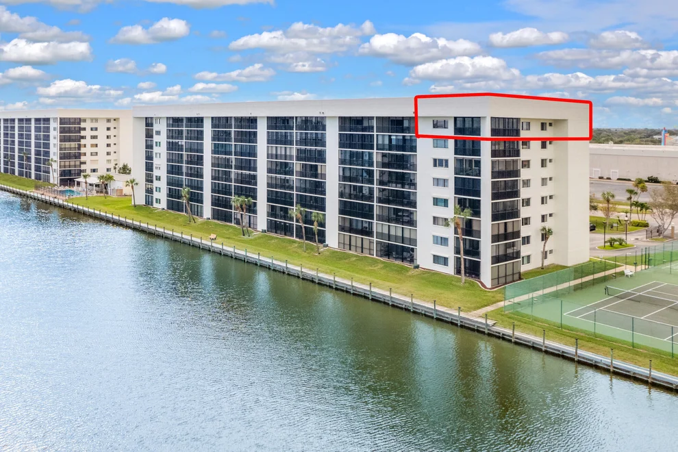 Unit for sale at 200 S Sykes Creek Parkway, Merritt Island, FL 32952