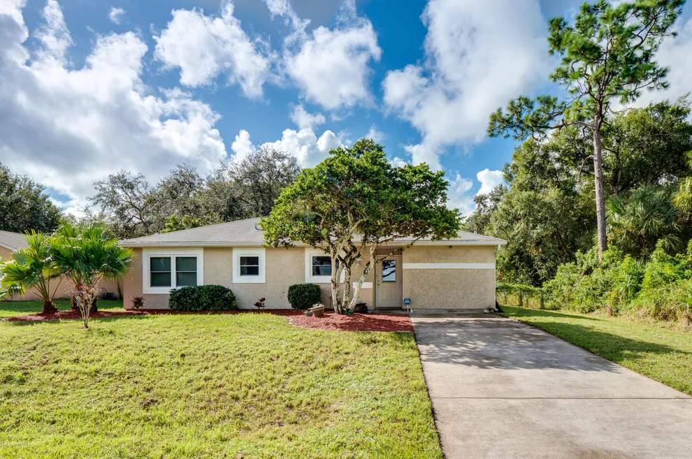 Unit for sale at 890 Serenade Street NW, Palm Bay, FL 32907