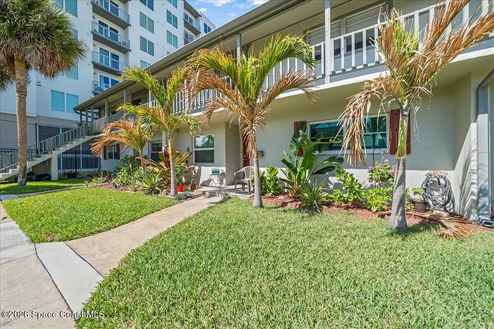 2012 Grant Place