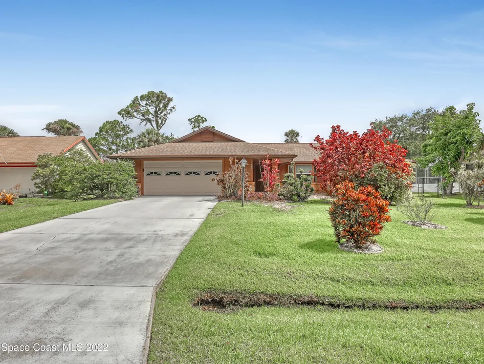 Unit for sale at 409 Rheine Road NW, Palm Bay, FL 32907