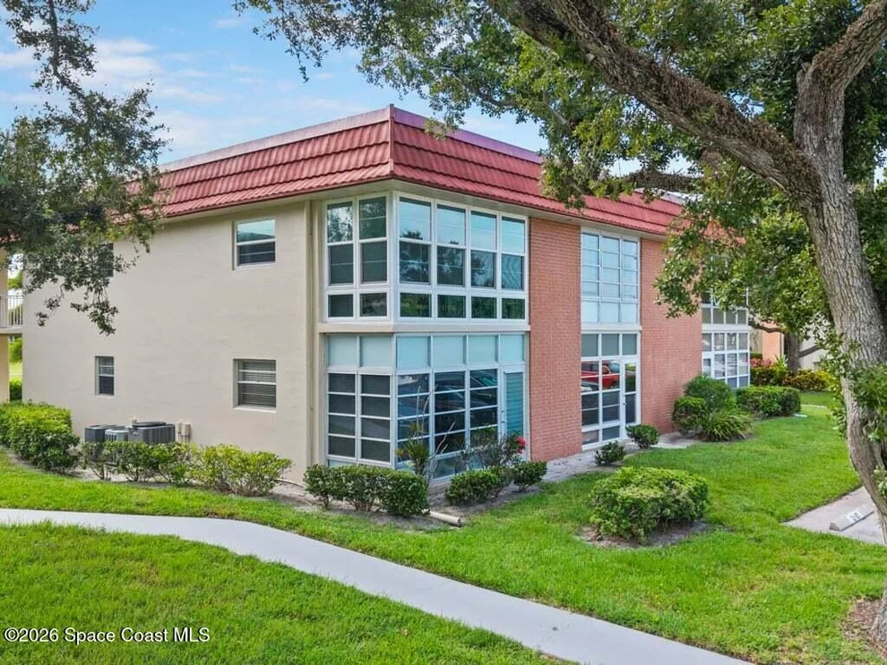 Unit for sale at 32 Pine Arbor Lane, Vero Beach, FL 32962