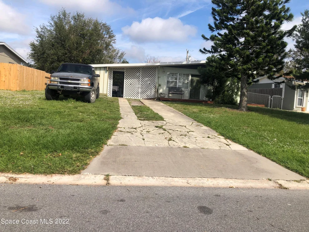 Unit for sale at 2054 Nottingham Road, Melbourne, FL 32935