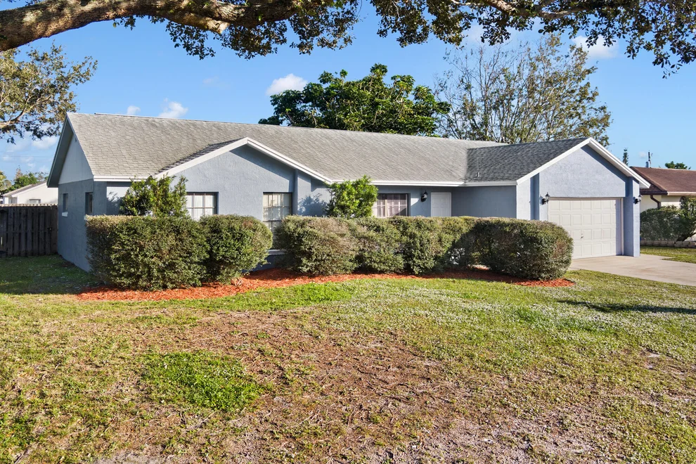 Unit for sale at 435 Beauregard Avenue NE, Palm Bay, FL 32907