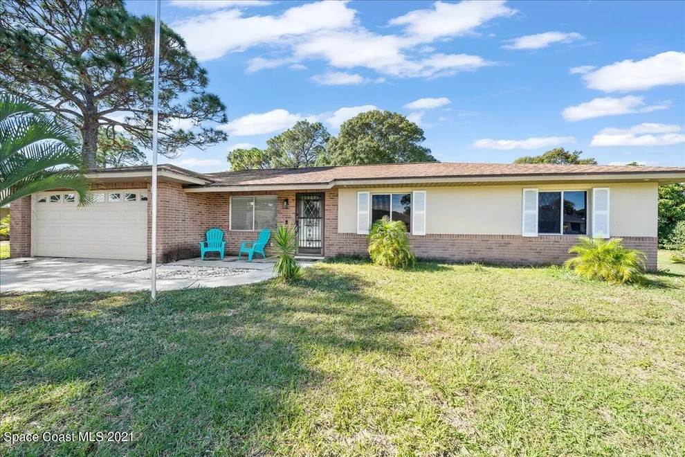 Unit for sale at 850 Gera Avenue NW, Palm Bay, FL 32907