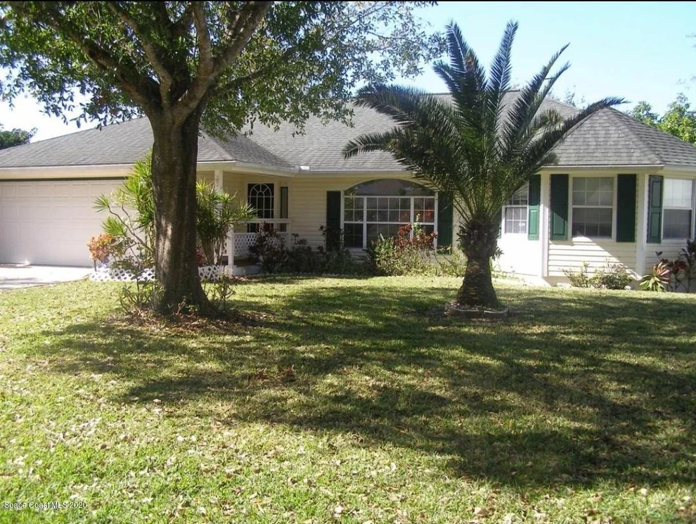 Unit for sale at 1002 Citrus Avenue NE, Palm Bay, FL 32905