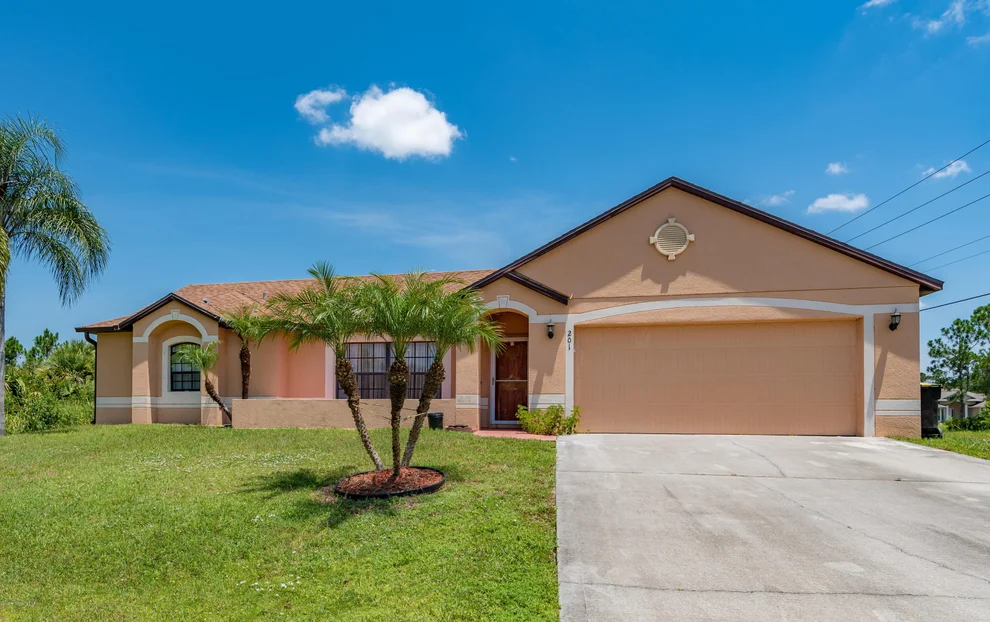 Unit for sale at 201 Franzing Street SW, Palm Bay, FL 32908