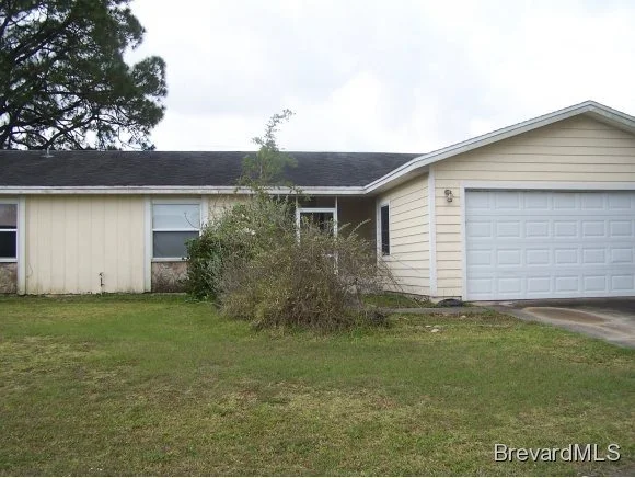 Unit for sale at 1476 NW Reed Street, Palm Bay, FL 32907