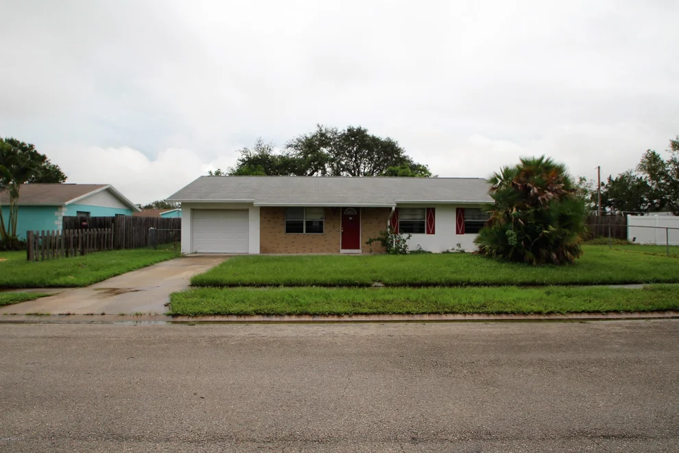 Unit for sale at 2111 Sandalwood Drive, Melbourne, FL 32935