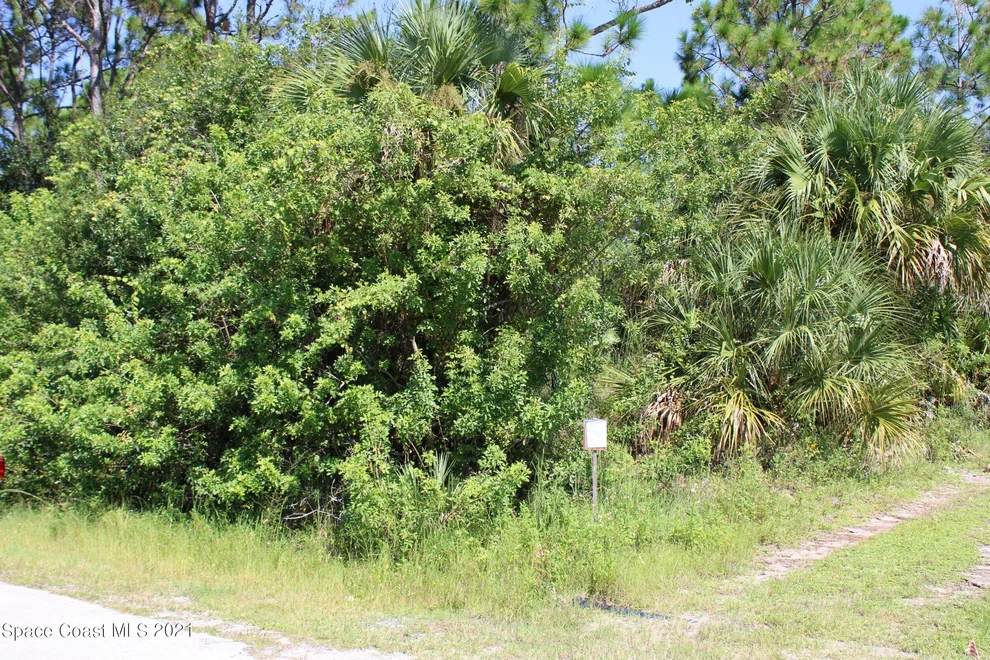 Unit for sale at 851 Geary Street SW, Palm Bay, FL 32908