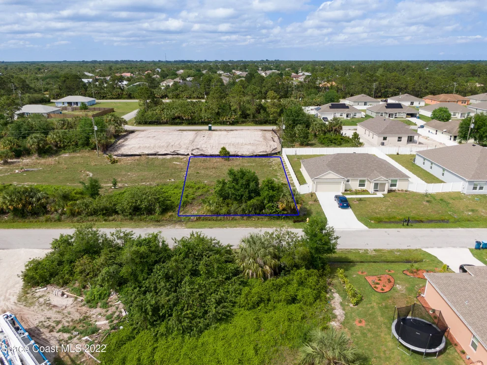 Unit for sale at 559 Fredericksburg Street, Palm Bay, FL 32908