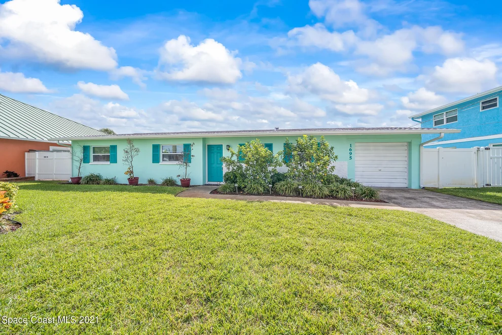 Unit for sale at 1695 Yates Drive, Merritt Island, FL 32952