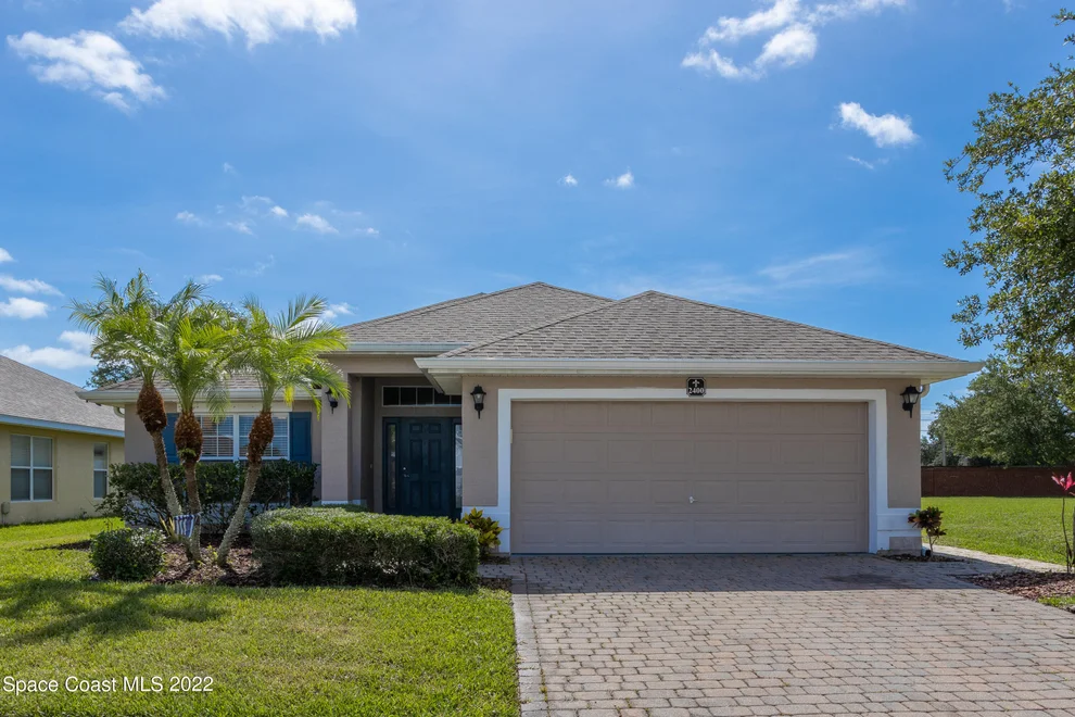 Unit for sale at 2400 Bridgeport Circle, Rockledge, FL 32955