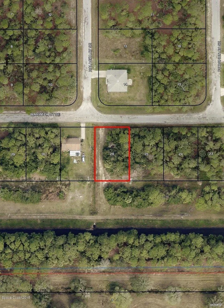 Unit for sale at 454 Warwick Street SE, Palm Bay, FL 32909
