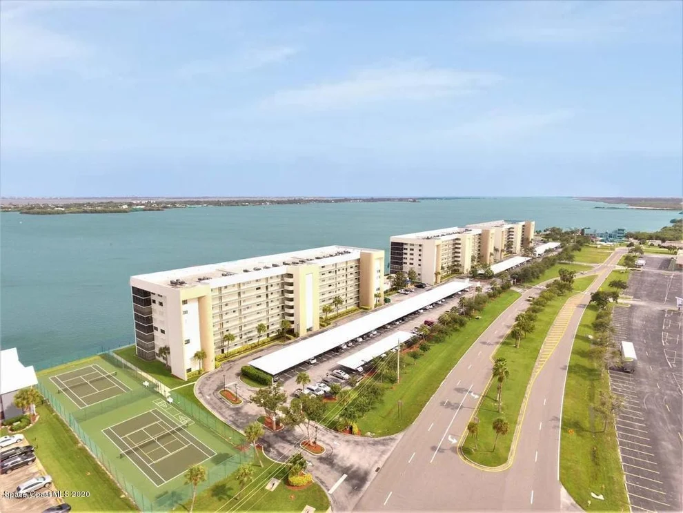Unit for sale at 200 S Sykes Creek Parkway, Merritt Island, FL 32952