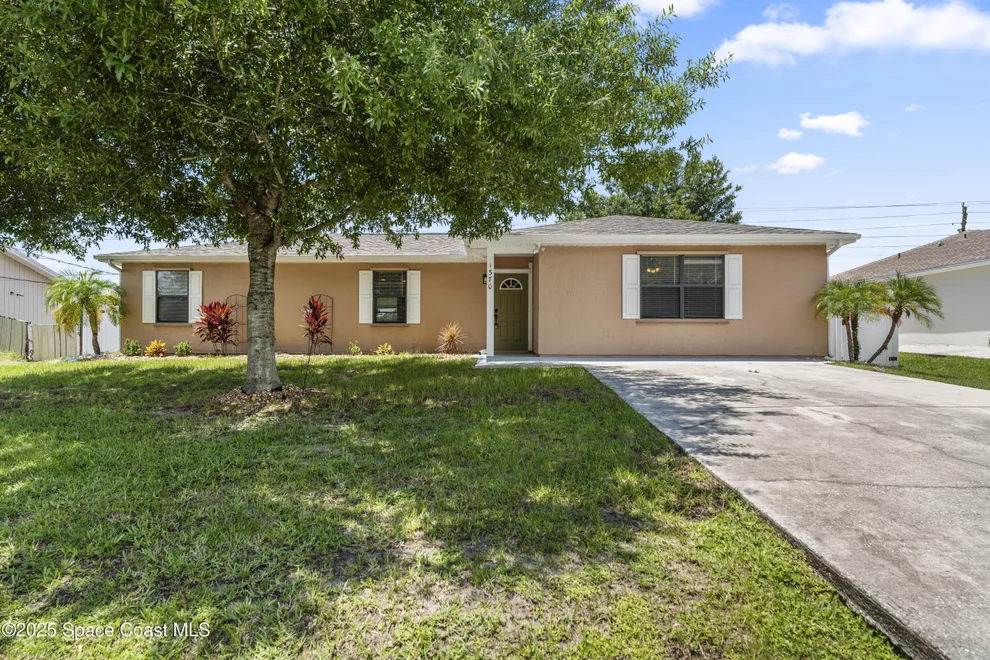 Unit for sale at 1370 Elmira Avenue NW, Palm Bay, FL 32907