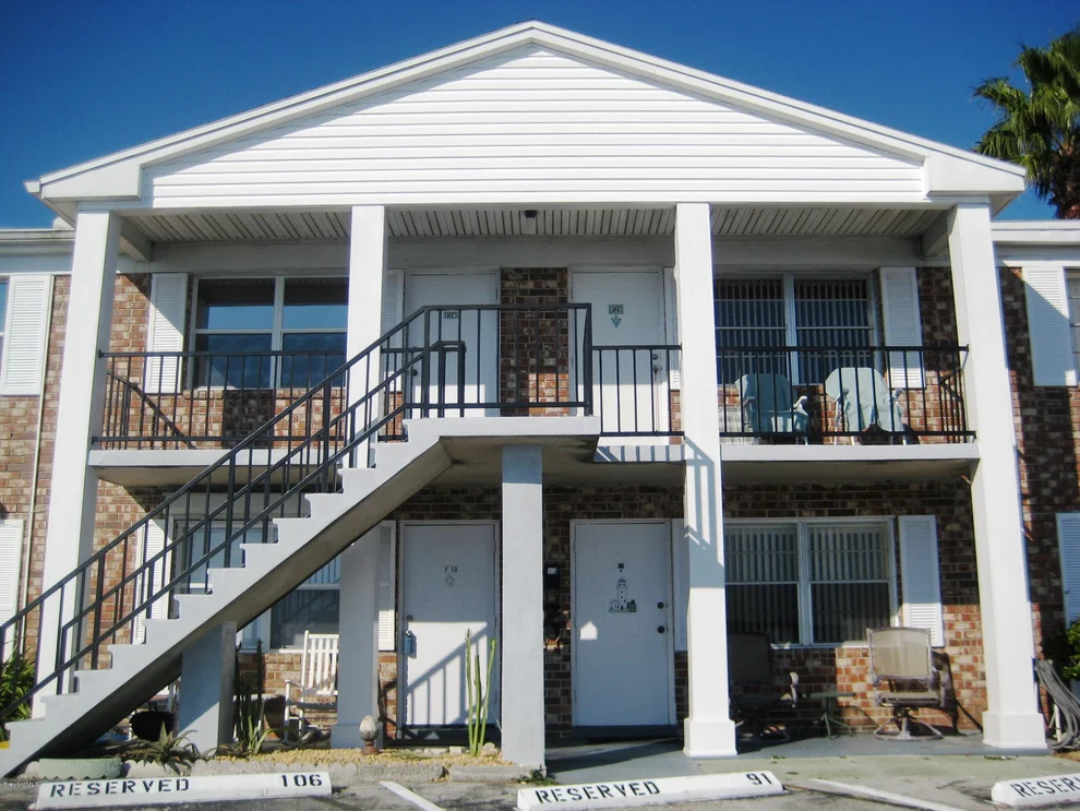 Unit for sale at 190 E Olmstead Drive, Titusville, FL 32780