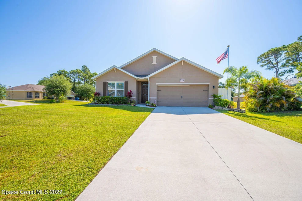Unit for sale at 837 Altura Avenue SE, Palm Bay, FL 32909