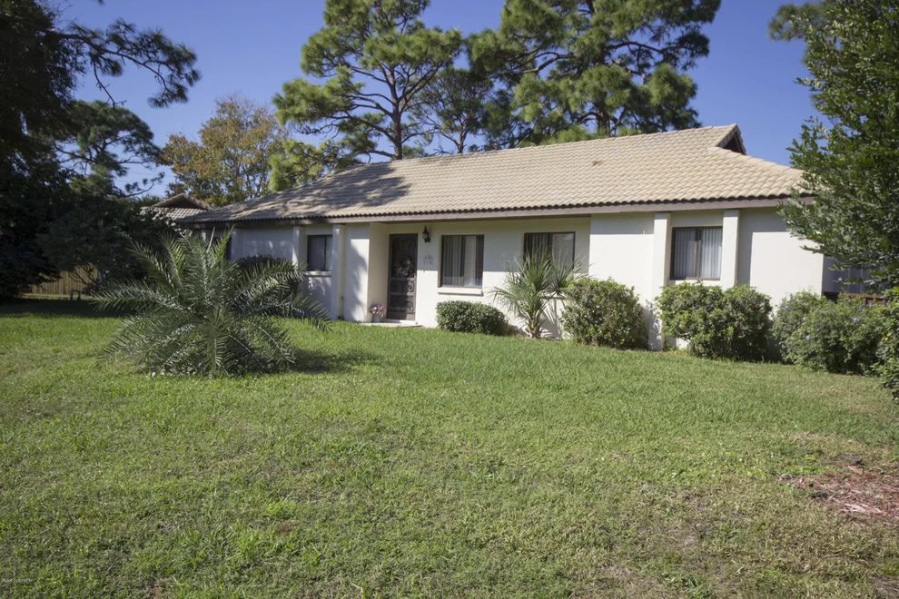 Unit for sale at 636 Casa Grande Drive, Melbourne, FL 32940