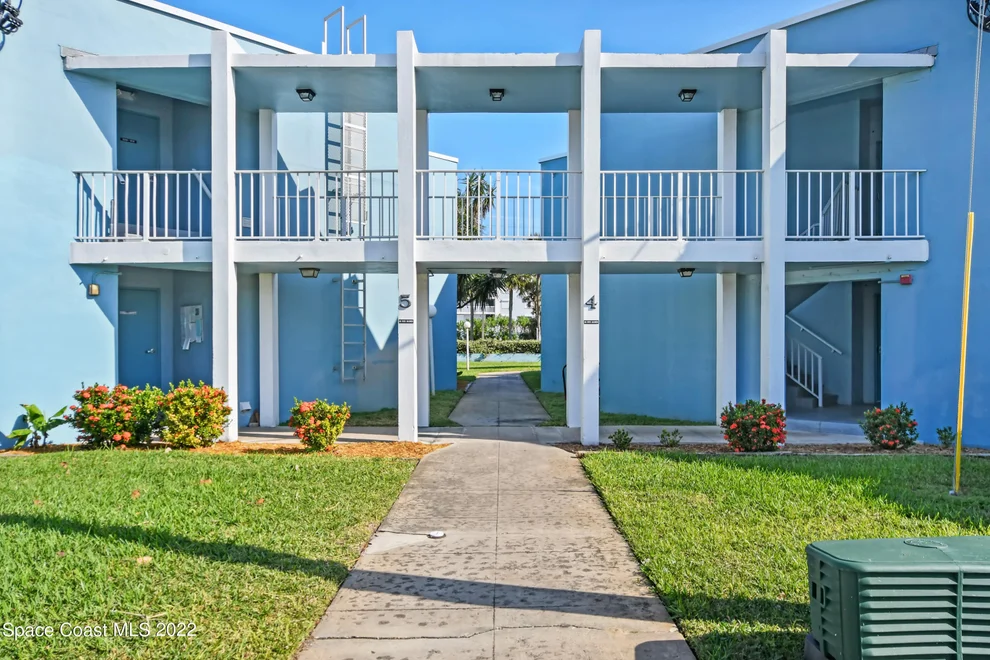 Unit for sale at 55 Sea Park Blvd, Satellite Beach, FL 32937