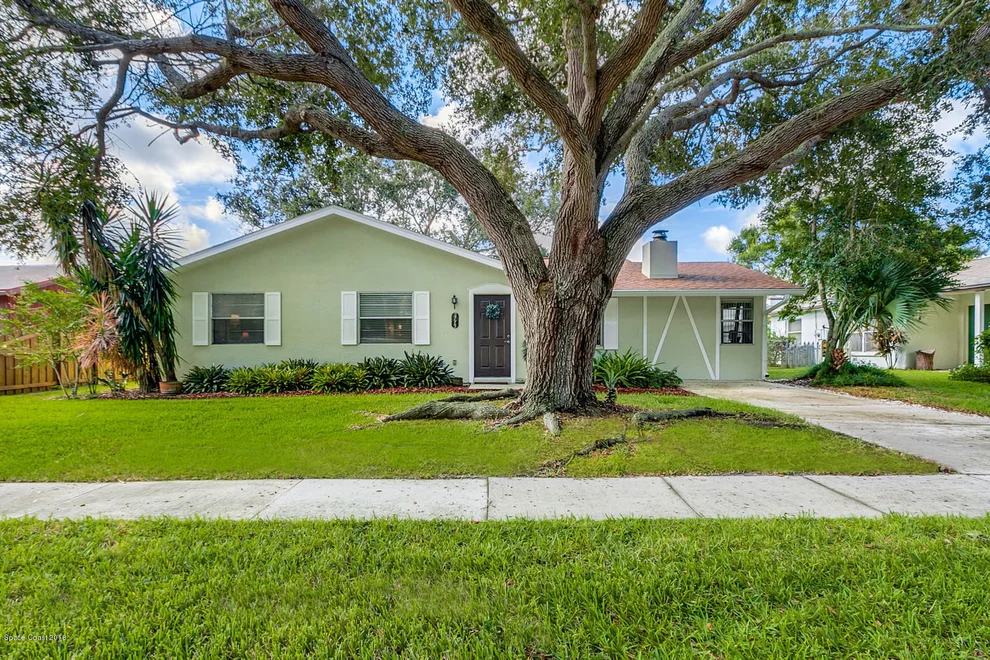Unit for sale at 2775 Pembroke Road, Melbourne, FL 32935