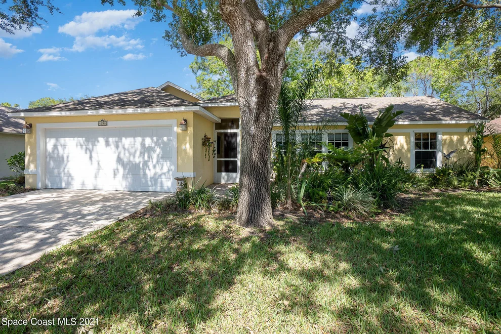Unit for sale at 4290 Silver Lake Drive, Melbourne, FL 32901