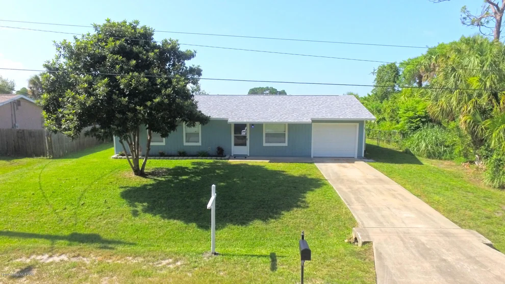 Unit for sale at 925 Serenade Street NW, Palm Bay, FL 32907