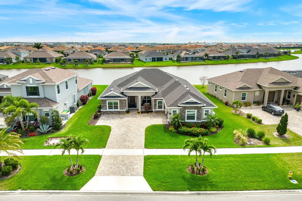 Unit for sale at 8161 Paragrass Avenue, Melbourne, FL 32940