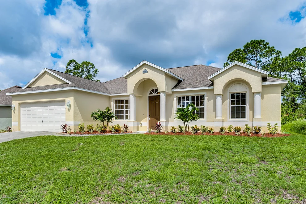Unit for sale at 436 SW Warrington Road SW, Palm Bay, FL 32908