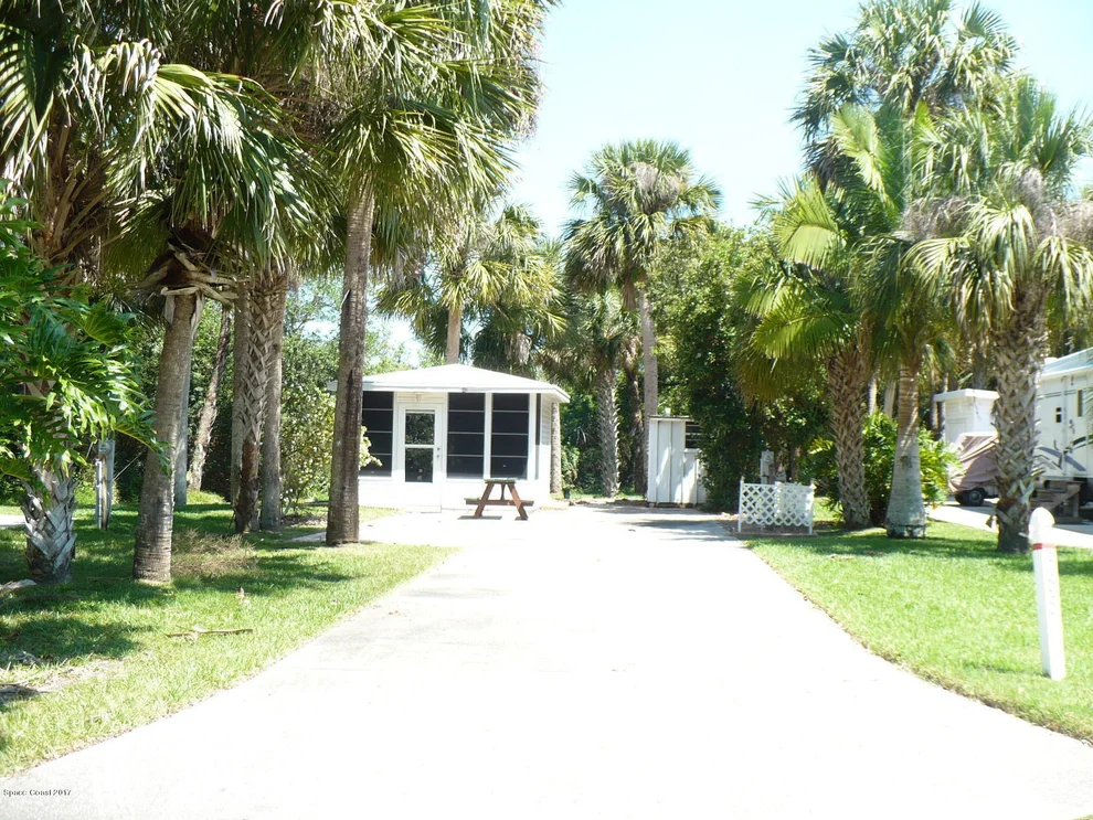 Unit for sale at 388 Oak Cove Road, Titusville, FL 32780