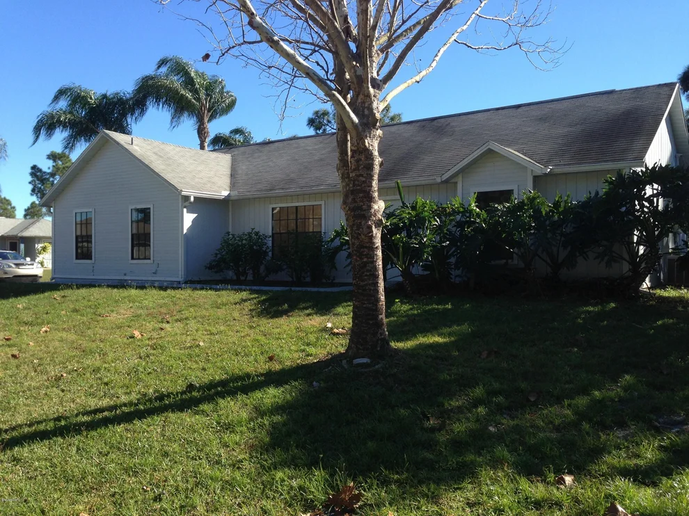 Unit for sale at 1800 NW Kamloops Street, Palm Bay, FL 32907