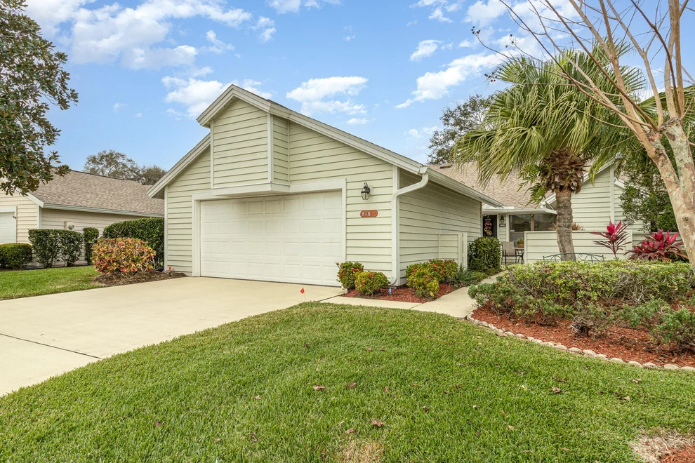 Unit for sale at 818 Ridge Lake Drive, Melbourne, FL 32940