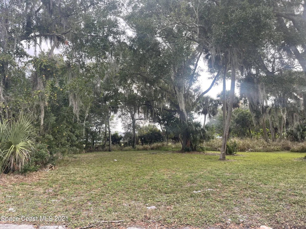 Unit for sale at 1211 1st Avenue, Titusville, FL 32780