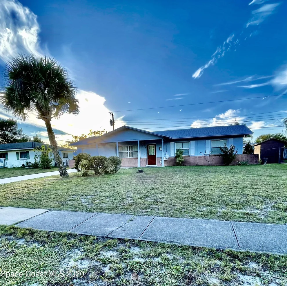 Unit for sale at 910 N Carpenter Road N, Titusville, FL 32796