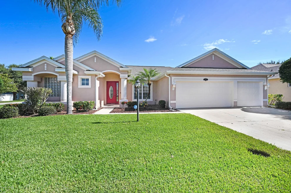 Unit for sale at 464 Wynfield Circle, Rockledge, FL 32955