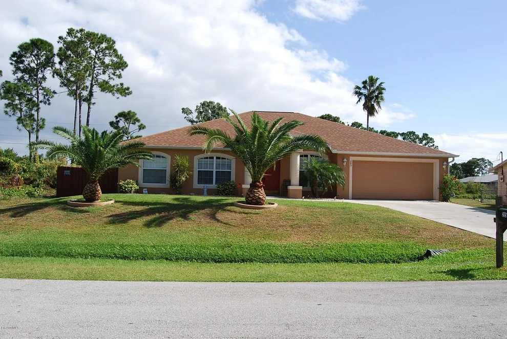 Unit for sale at 285 SE Cownie Avenue, Palm Bay, FL 32909