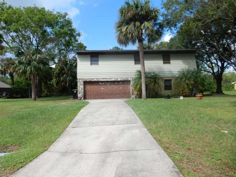 Unit for sale at 566 Evergreen Street NE, Palm Bay, FL 32907