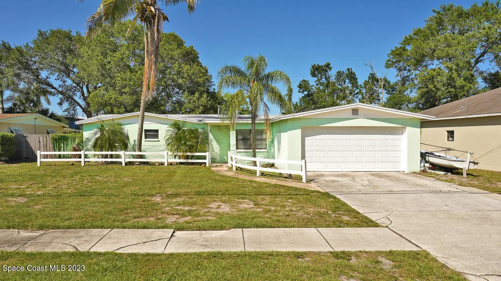 Unit for sale at 960 S Courtenay Parkway, Merritt Island, FL 32952