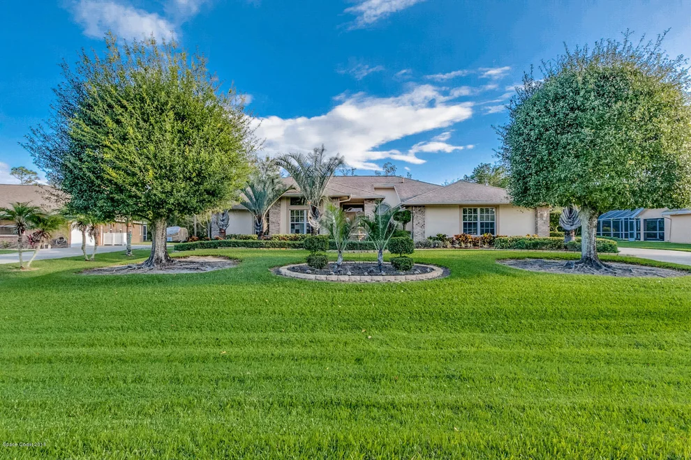 Unit for sale at 3825 Shady Run Road, Melbourne, FL 32934