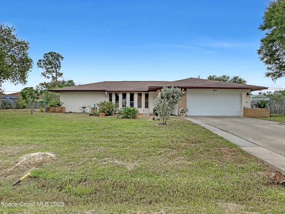 Unit for sale at 850 Haftez Street NE, Palm Bay, FL 32907