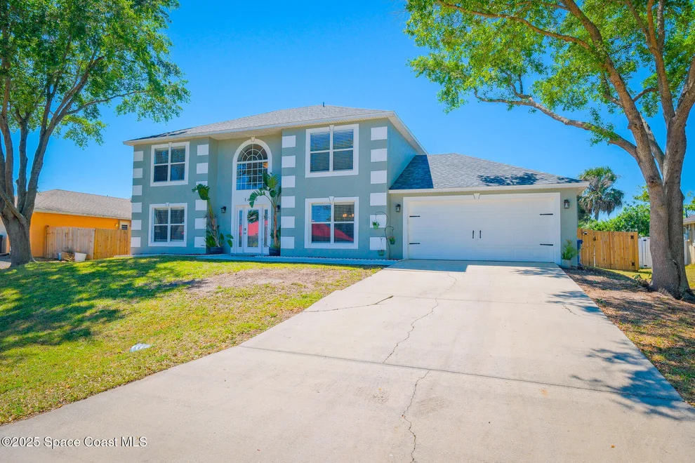 Unit for sale at 1620 Carbondale Avenue NW, Palm Bay, FL 32907