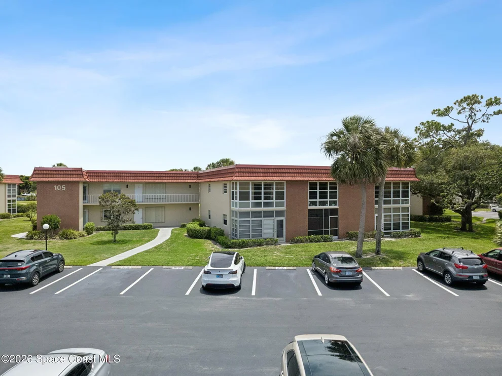 Unit for sale at 105 Spring Lake Court, Vero Beach, FL 32962