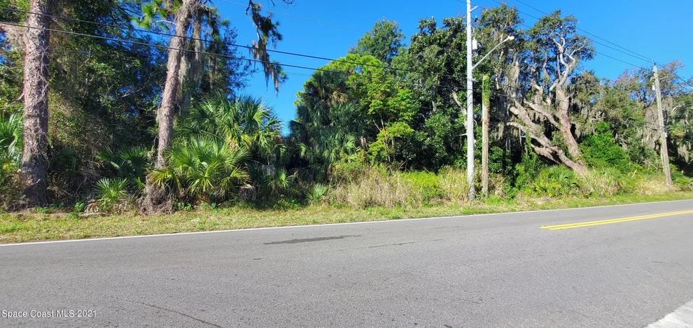 Unit for sale at 810 N Dixie Avenue, Titusville, FL 32796