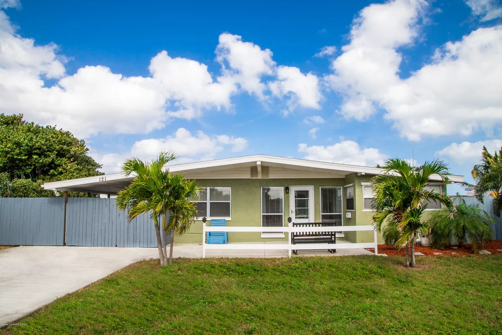 Unit for sale at 121 NE 3rd Street, Satellite Beach, FL 32937