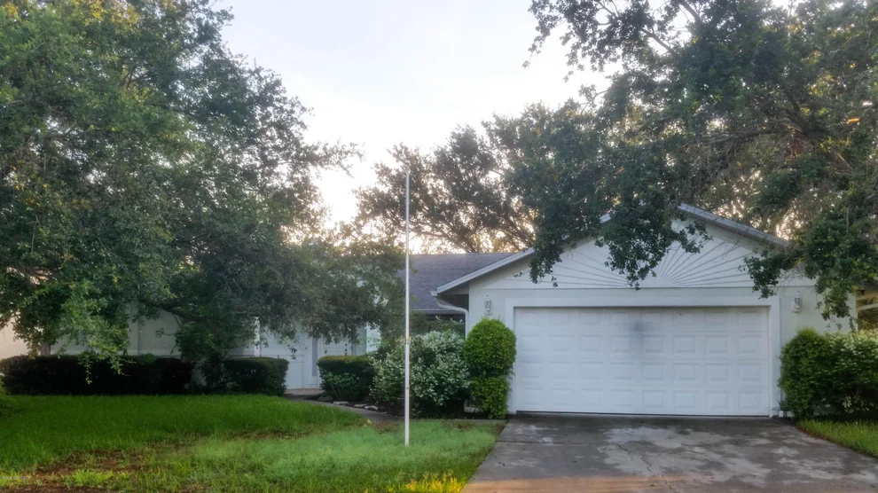 Unit for sale at 140 Oak Grove Lane, Merritt Island, FL 32952
